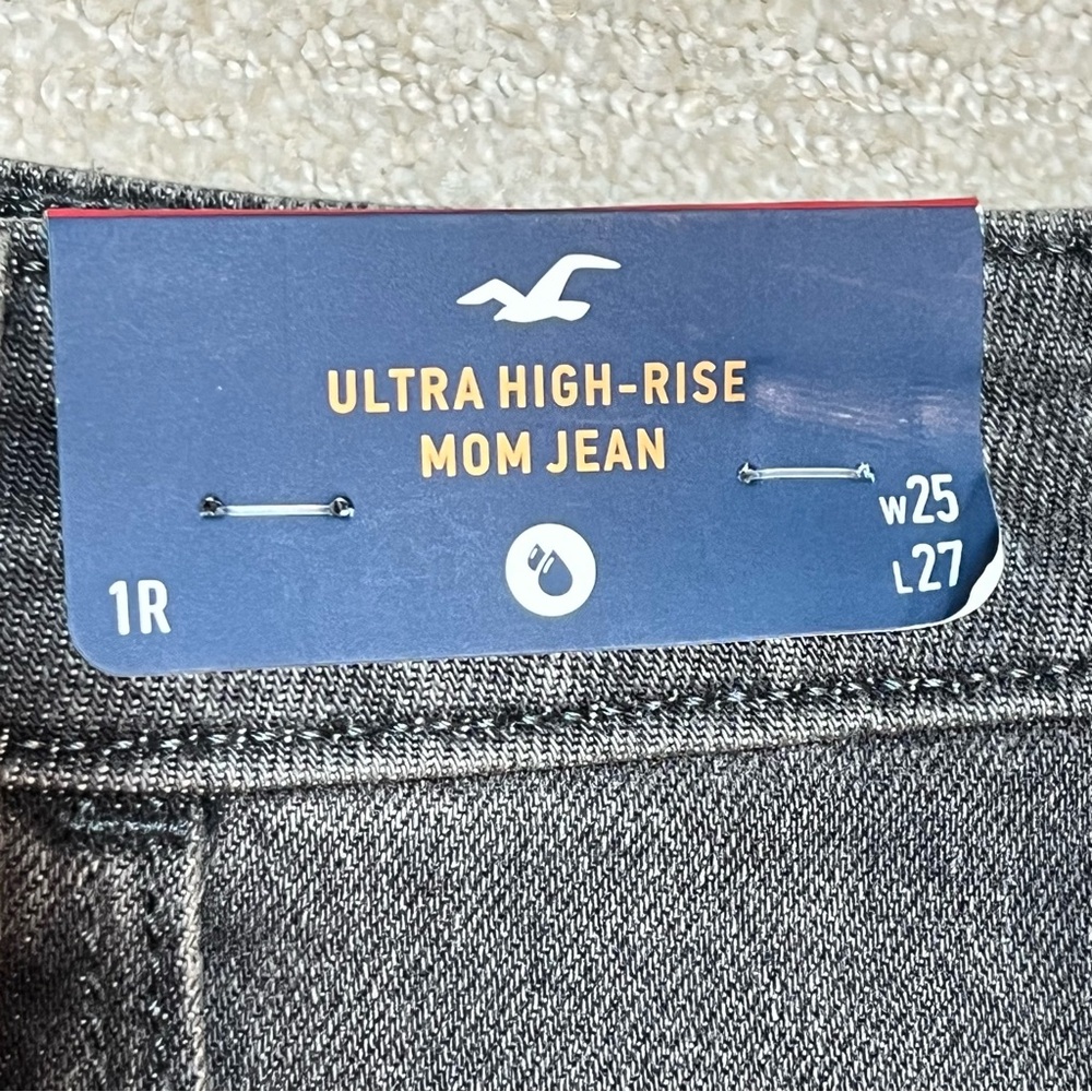Hollister Ultra High Rise Mom Jean Light Black Distressed Women Sz. 1 25/27 NWD - Picture 4 of 8